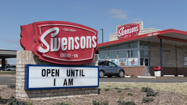 Swensons Drive-In exterior