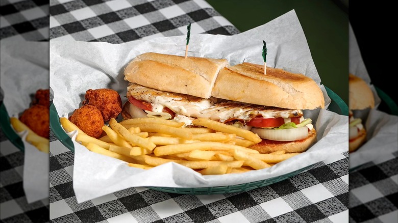 Fish sandwich with baguette