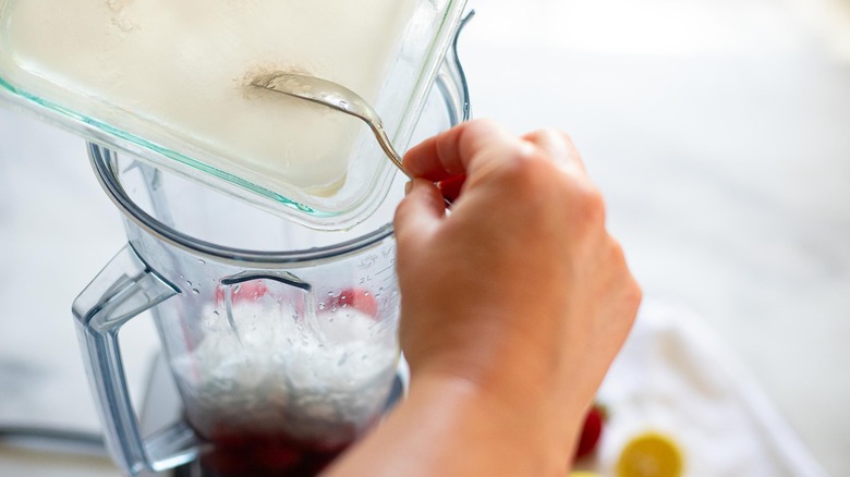 frose in a blender 