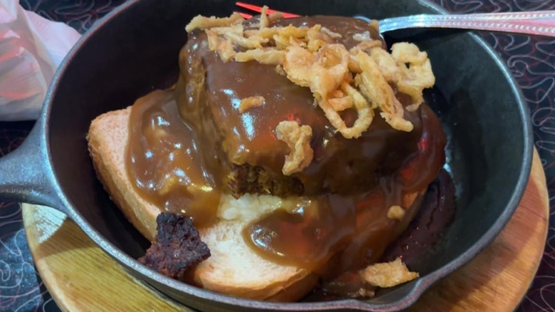 meatloaf smothered in gravy