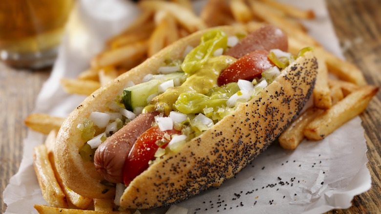 chicago hot dog