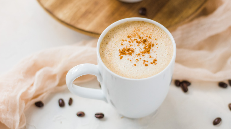 peanut butter latte in mug