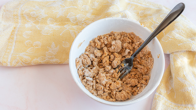 prepping pumpkin streusel topping