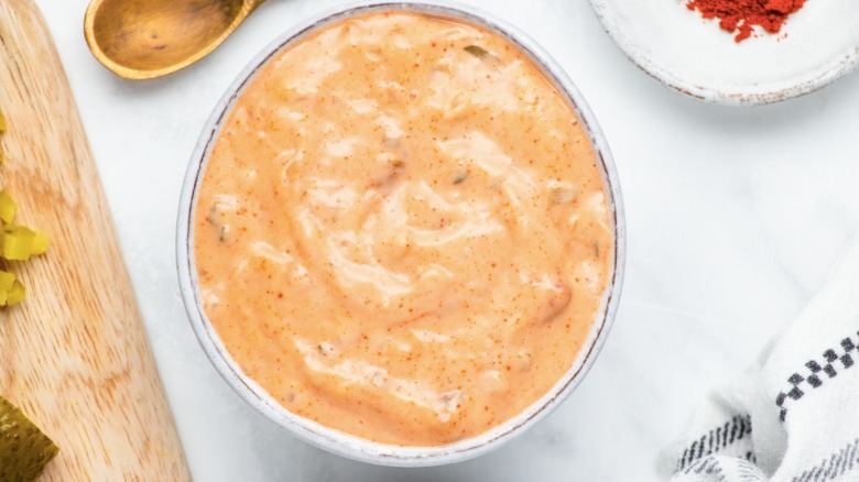thousand island dressing in bowl