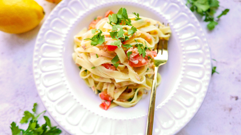 plate of tuna chili pasta