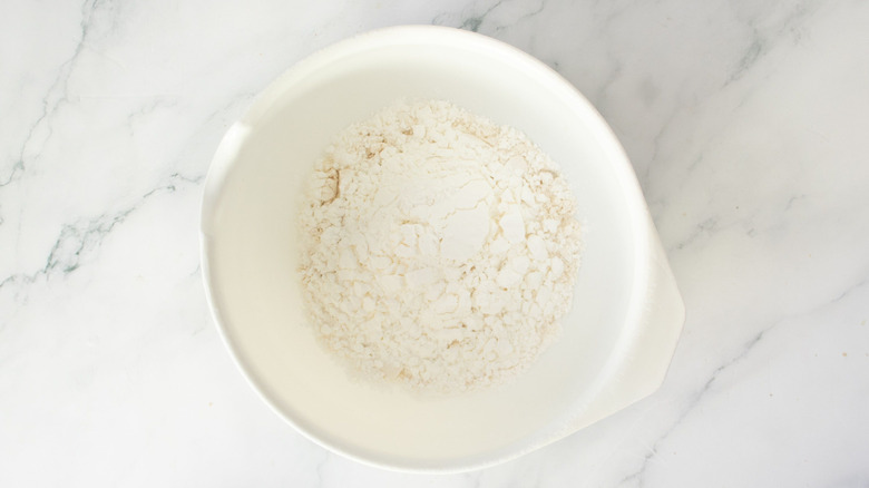 Flour and cornstarch mixture in bowl