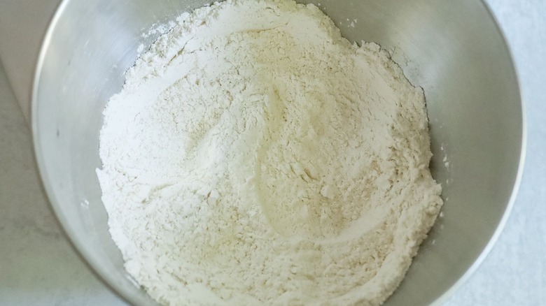Flour mixture in bowl