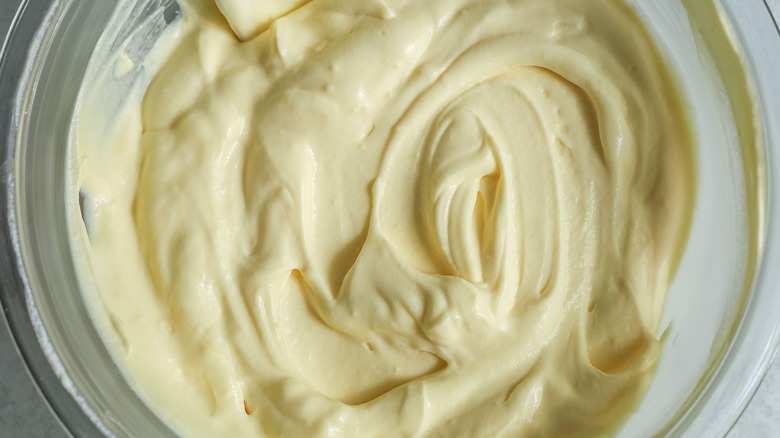 Fluffy vanilla pudding in bowl