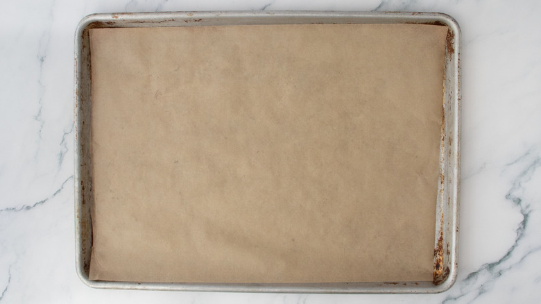 Baking sheet lined with parchment paper