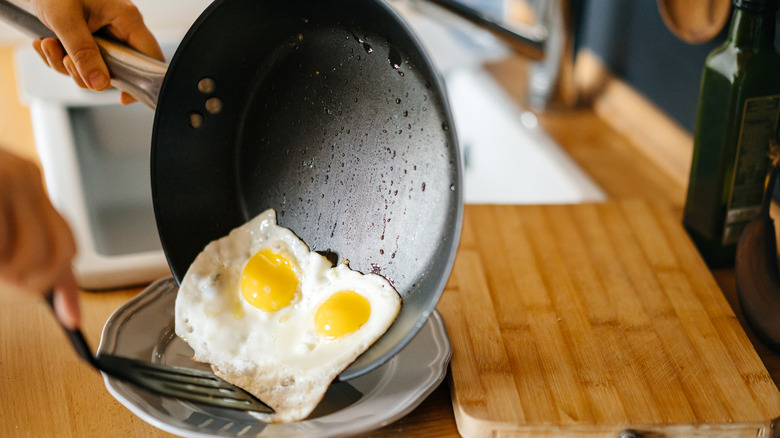 The Worst Mistakes Everyone Makes Cooking Eggs, According to a