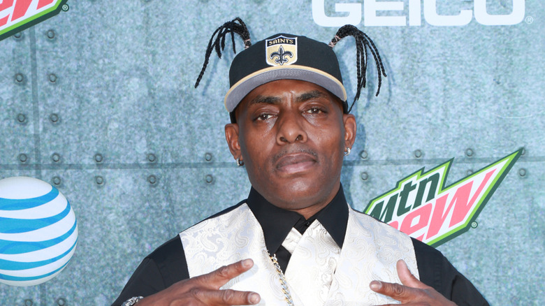 coolio posing for photo