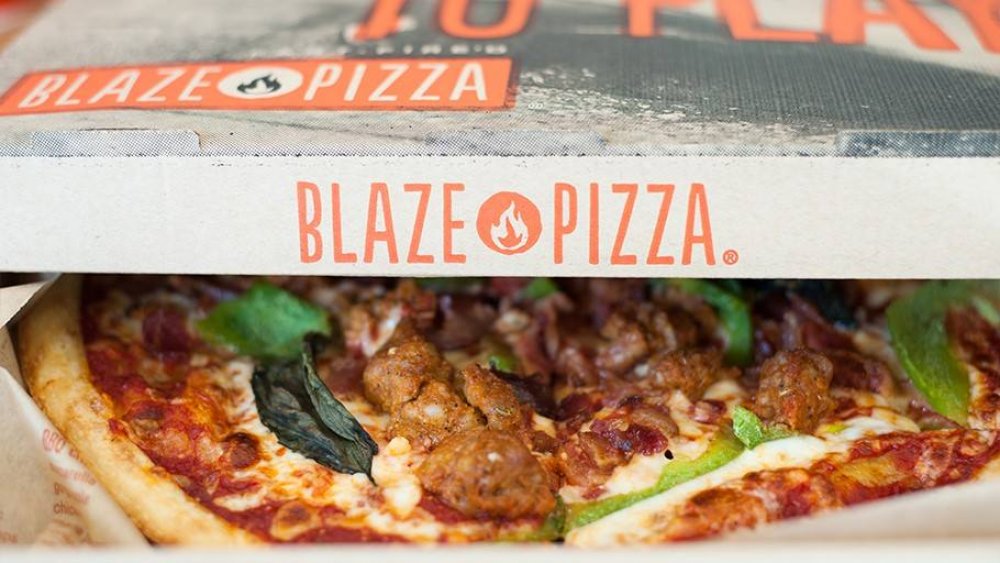 blaze pizza box