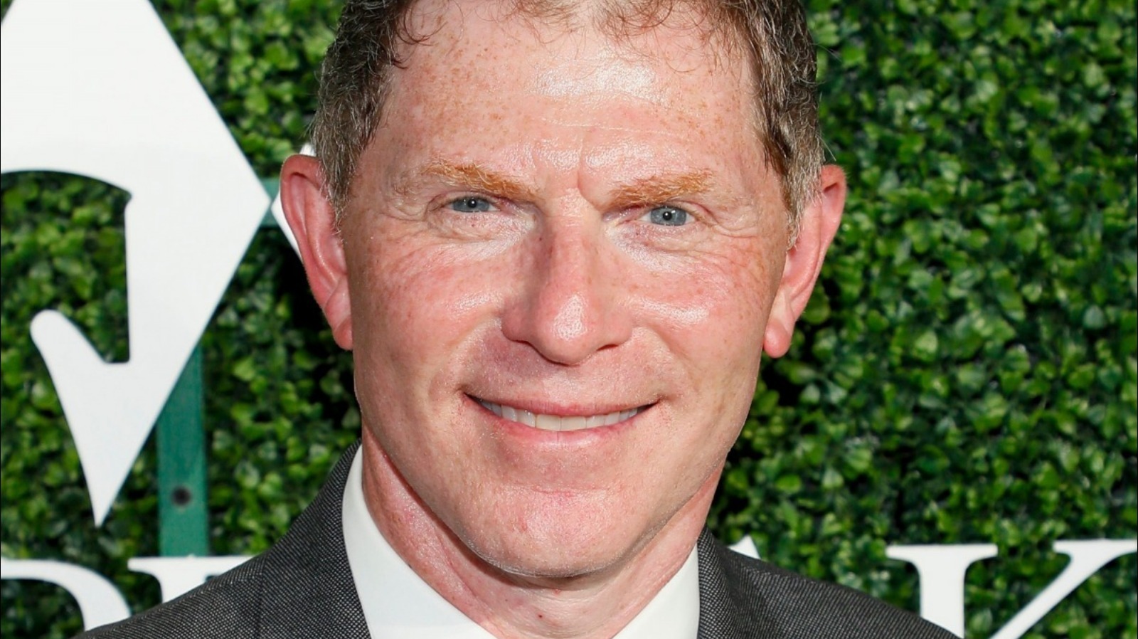 Bobby Flay Has An Important Tip For Grilling Fish
