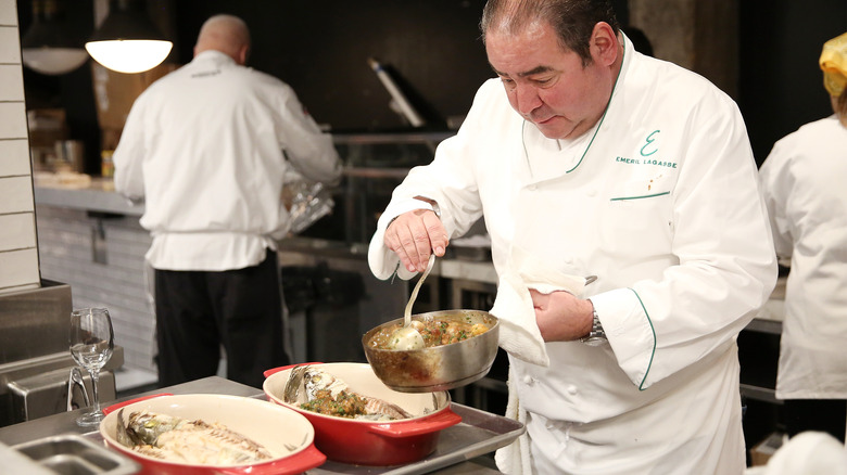 emeril lagasse prepares food