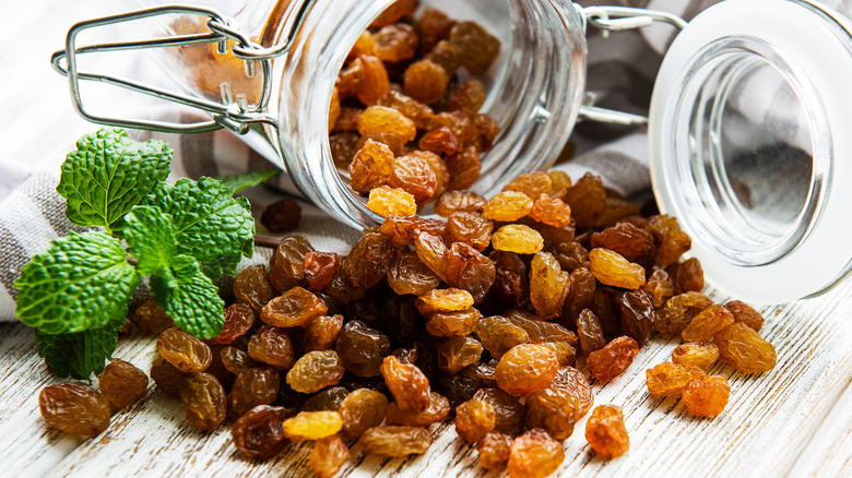 jar of golden raisins