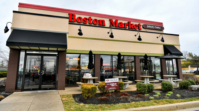 Boston Market exterior