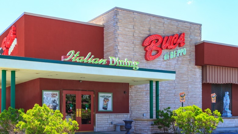 Buca di Beppo restaurant exterior