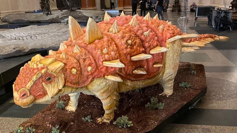 Buddy Valastro dinosaur cake
