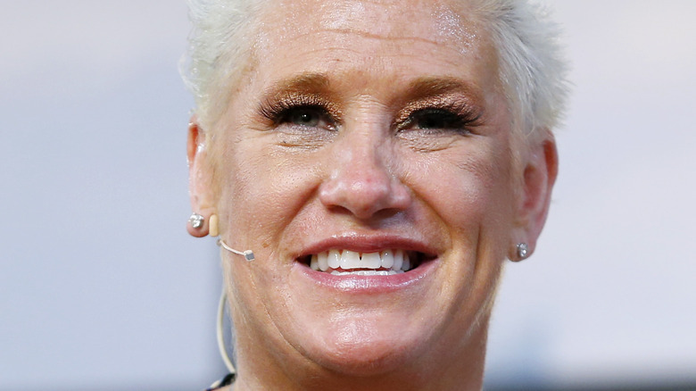 Anne Burrell stud earrings