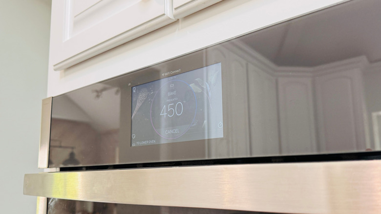 Oven temperature screen reading 450 F