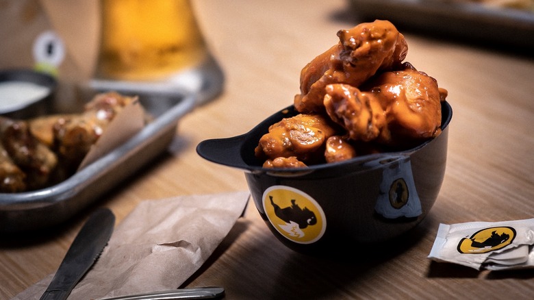 How Buffalo Wild Wings Handles Its Leftover Food