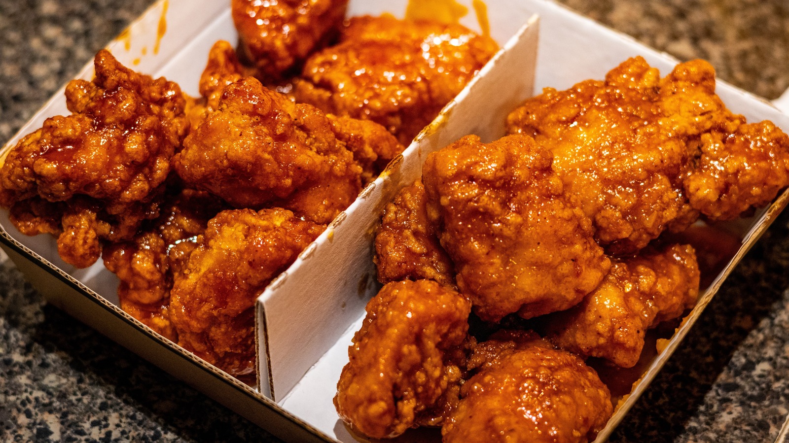 Buffalo Wild Wings Honey Sriracha And Honey Garlic Wings Review 2 New