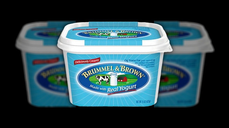 Tub of Brummel & Brown Spread