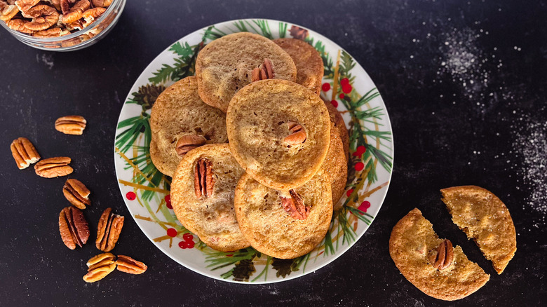 butter pecan cookies on plate