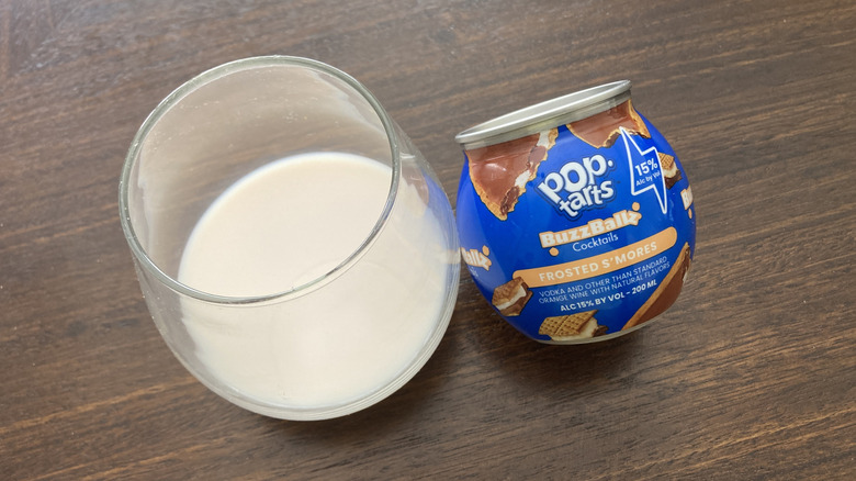 Frosted S'mores Pop-Tarts BuzzBallz in a glass and can