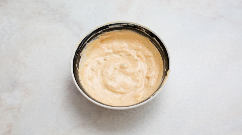 remoulade sauce in small bowl
