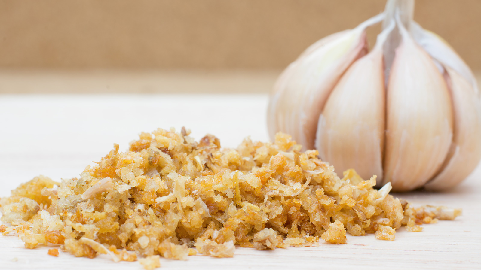Can You Really Fry Garlic In The Microwave?