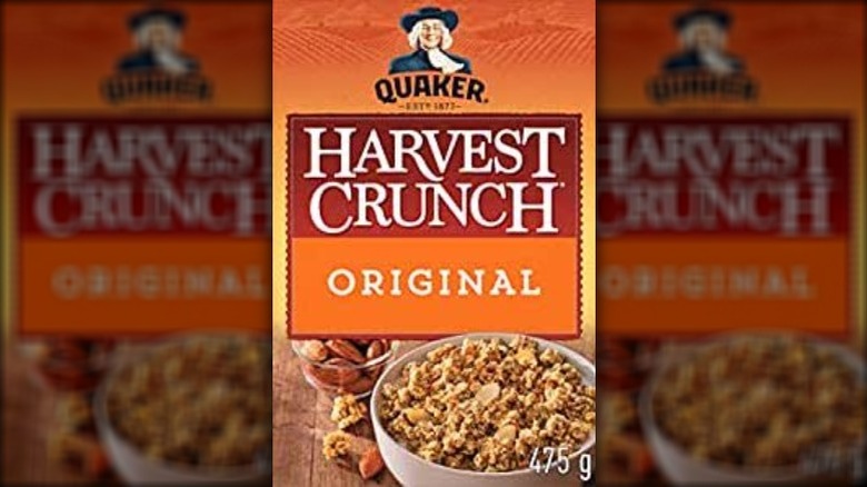 Quaker Harvest Crunch cereal box 