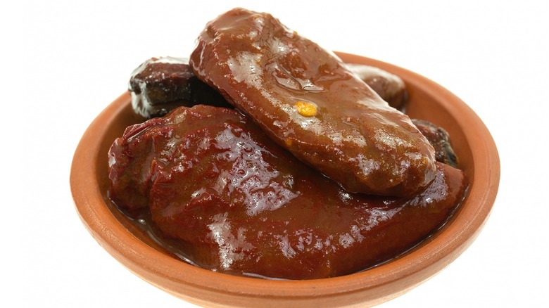 chipotle peppers