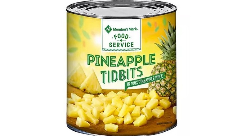   Członek's Mark canned pineapple tidbits