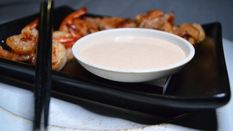 creamy sauce in white bowl