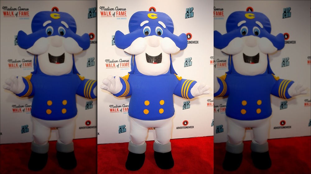 Cap'n Crunch mascot