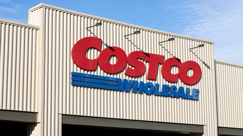 Costco wholesale store outside