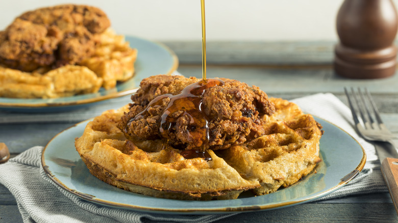 Chicken and waffles with syrup