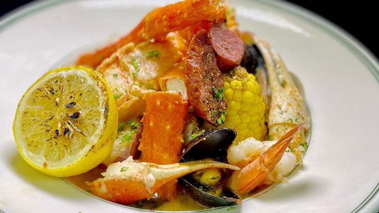 crab boil at Joe's Stone Crab
