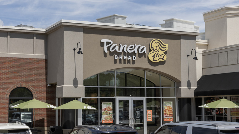 Panera Bread exterior