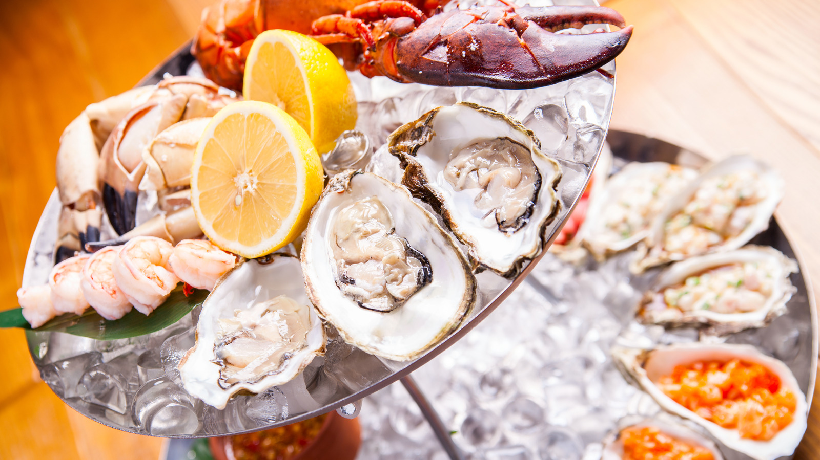 Chain Restaurant Seafood Towers Ranked‚ Worst To Best‚ According To Customers