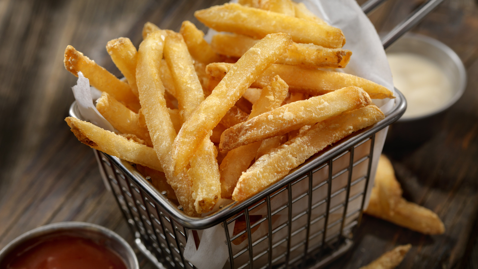 11 Chain Restaurants That Surprisingly Use Frozen Fries