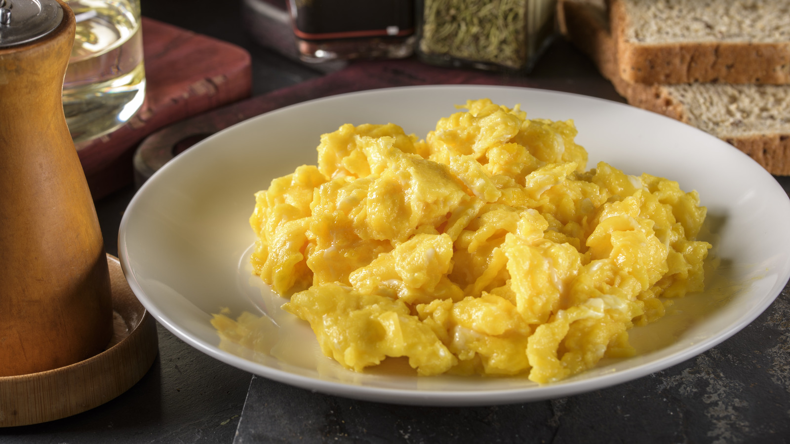 Chain Restaurants With The Best And Worst Scrambled Eggs