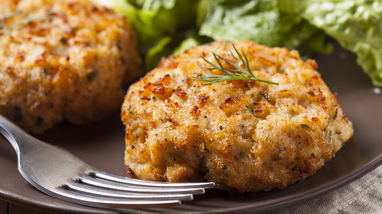 Crab cakes on plate