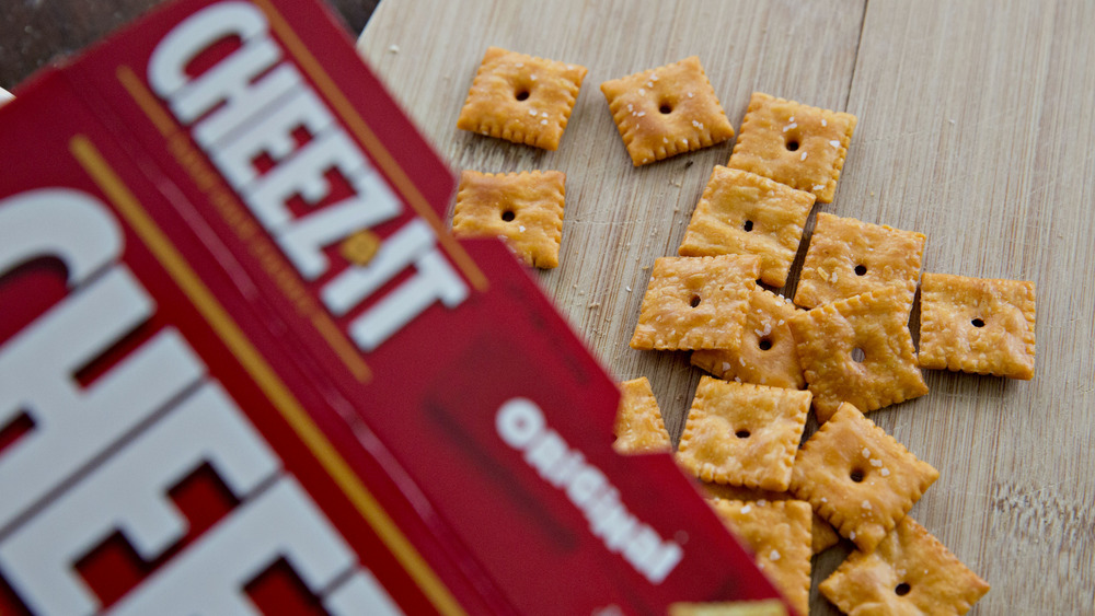 Cheez-it crackers