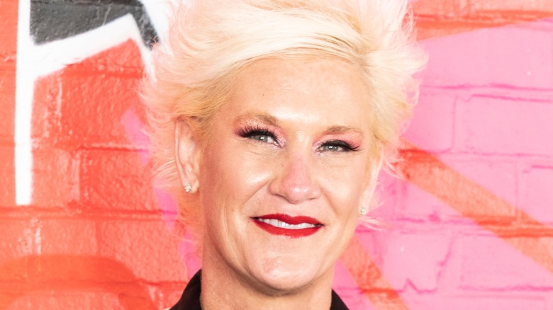 Chef Anne Burrell smiling 