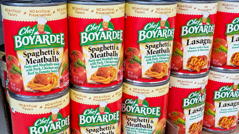 Chef Boyardee cans