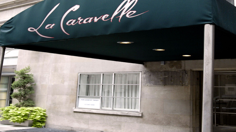 La Caravelle awning