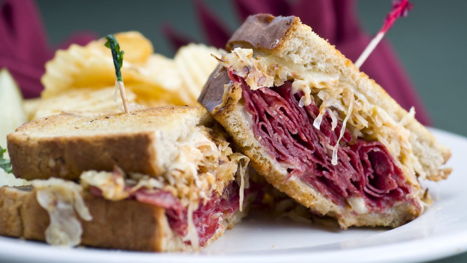 Chefs Reveal Why Reuben Sandwiches Always Taste Better At A Restaurant