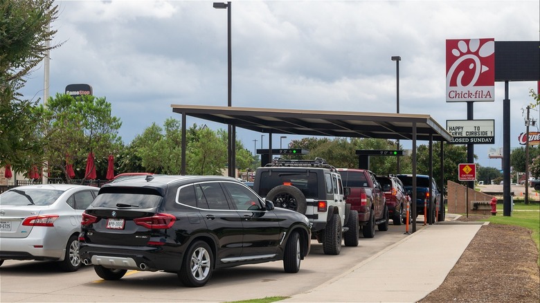 cars at Chick-fil-A drive-thru